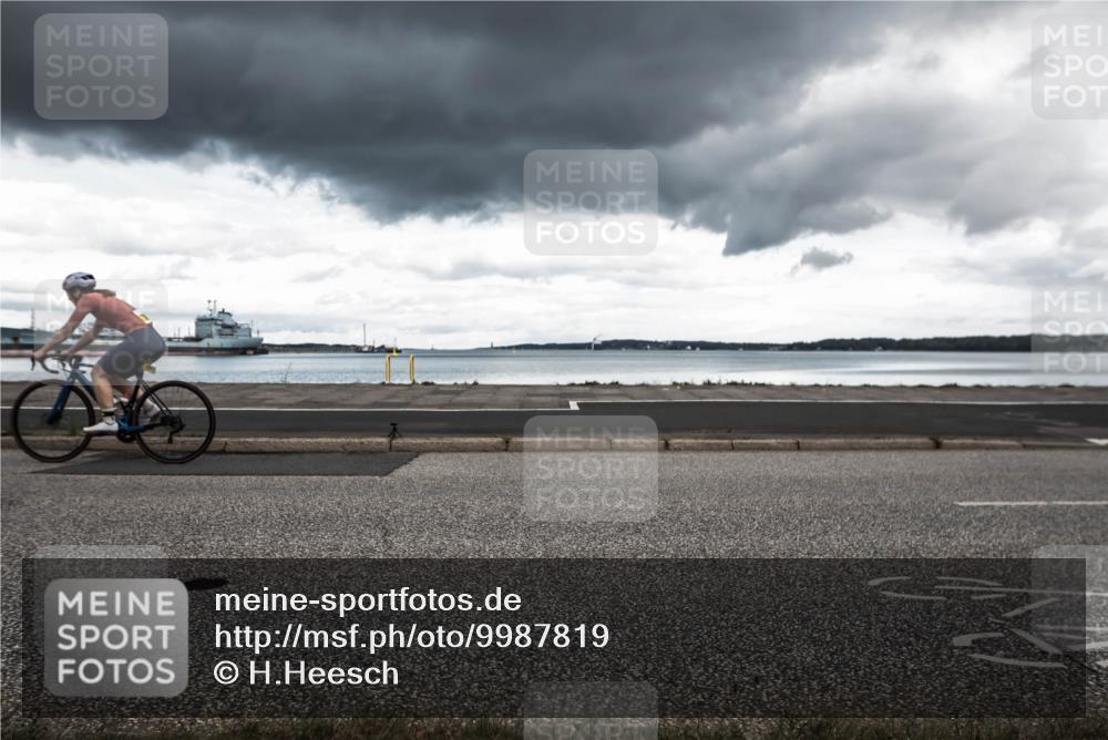 16.08.2026 - KN Förde Triathlon 2026 H.Heesch http://msf.ph/oto/9987819 16.08.2026 13:28:34 Radfahren 591 meine-sportfotos.de