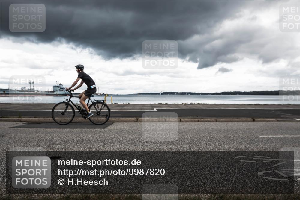 16.08.2026 - KN Förde Triathlon 2026 H.Heesch http://msf.ph/oto/9987820 16.08.2026 13:28:40 Radfahren 591, 602 meine-sportfotos.de