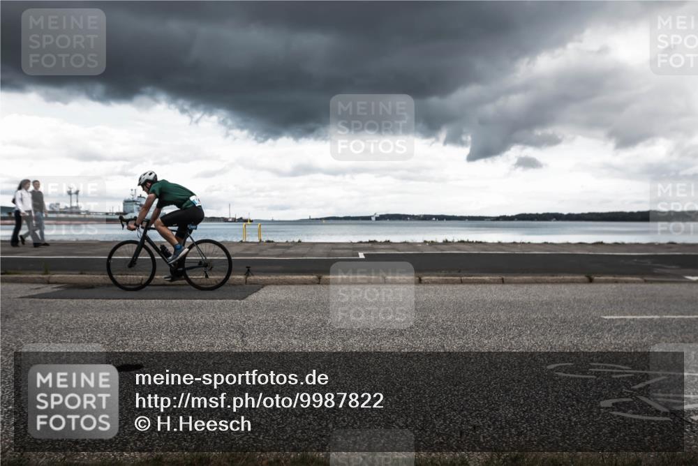 16.08.2026 - KN Förde Triathlon 2026 H.Heesch http://msf.ph/oto/9987822 16.08.2026 13:28:55 Radfahren 607 meine-sportfotos.de