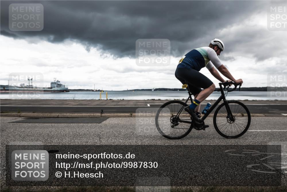 16.08.2026 - KN Förde Triathlon 2026 H.Heesch http://msf.ph/oto/9987830 16.08.2026 13:29:19 Radfahren 562 meine-sportfotos.de