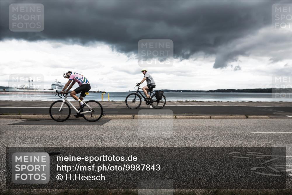 16.08.2026 - KN Förde Triathlon 2026 H.Heesch http://msf.ph/oto/9987843 16.08.2026 13:30:28 Radfahren 718 meine-sportfotos.de