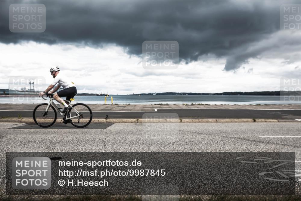 16.08.2026 - KN Förde Triathlon 2026 H.Heesch http://msf.ph/oto/9987845 16.08.2026 13:30:54 Radfahren 576 meine-sportfotos.de