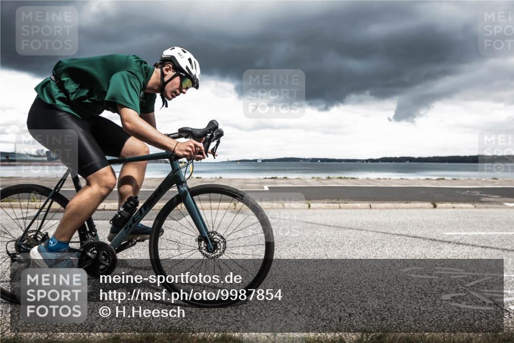 16.08.2026 - KN Förde Triathlon 2026 H.Heesch http://msf.ph/oto/9987854 16.08.2026 13:31:28 Radfahren 609 meine-sportfotos.de