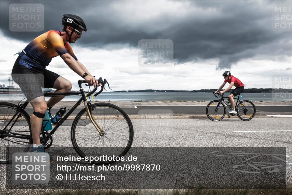 16.08.2026 - KN Förde Triathlon 2026 H.Heesch http://msf.ph/oto/9987870 16.08.2026 13:32:42 Radfahren 578, 729 meine-sportfotos.de
