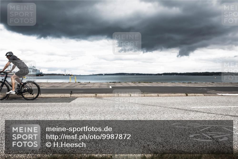 16.08.2026 - KN Förde Triathlon 2026 H.Heesch http://msf.ph/oto/9987872 16.08.2026 13:32:50 Radfahren  meine-sportfotos.de