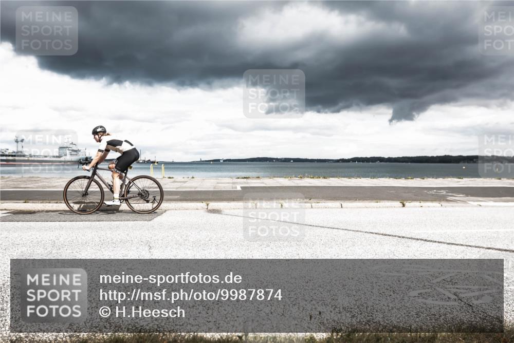 16.08.2026 - KN Förde Triathlon 2026 H.Heesch http://msf.ph/oto/9987874 16.08.2026 13:33:15 Radfahren 577, 730 meine-sportfotos.de