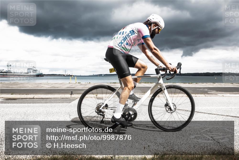 16.08.2026 - KN Förde Triathlon 2026 H.Heesch http://msf.ph/oto/9987876 16.08.2026 13:33:18 Radfahren  meine-sportfotos.de