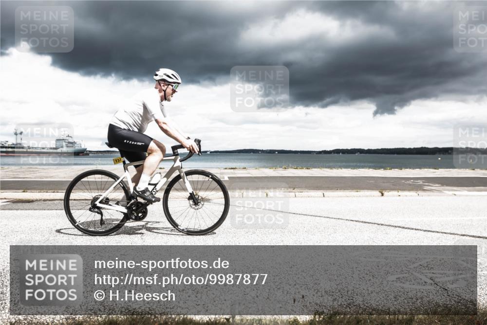 16.08.2026 - KN Förde Triathlon 2026 H.Heesch http://msf.ph/oto/9987877 16.08.2026 13:33:33 Radfahren  meine-sportfotos.de