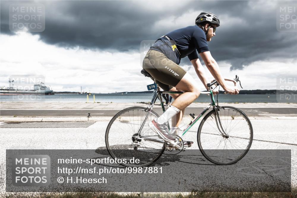 16.08.2026 - KN Förde Triathlon 2026 H.Heesch http://msf.ph/oto/9987881 16.08.2026 13:33:49 Radfahren  meine-sportfotos.de