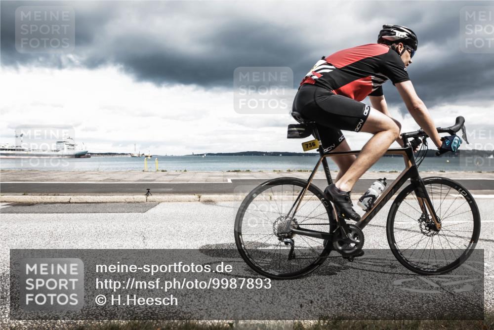 16.08.2026 - KN Förde Triathlon 2026 H.Heesch http://msf.ph/oto/9987893 16.08.2026 13:35:06 Radfahren  meine-sportfotos.de