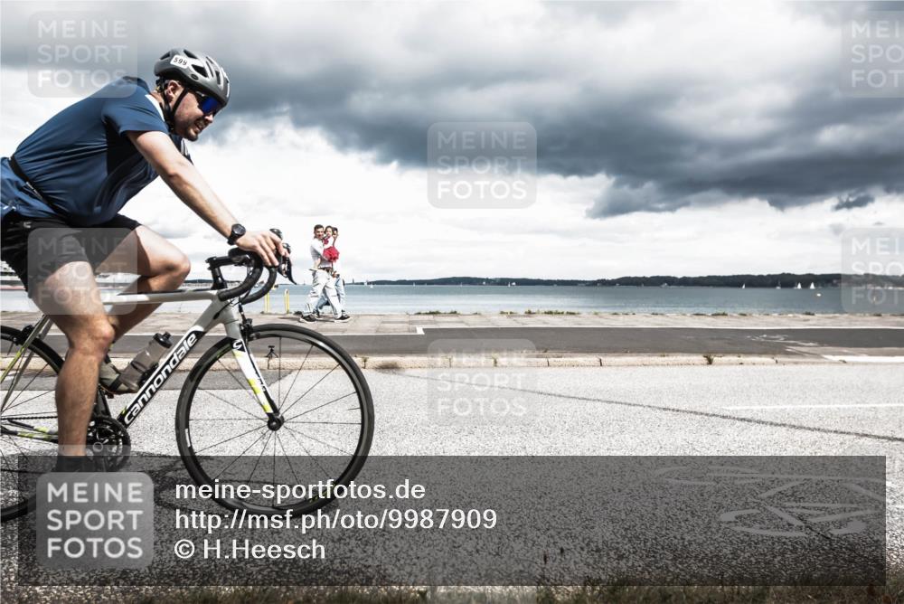 16.08.2026 - KN Förde Triathlon 2026 H.Heesch http://msf.ph/oto/9987909 16.08.2026 13:36:49 Radfahren  meine-sportfotos.de