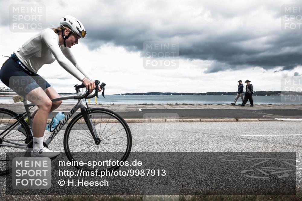 16.08.2026 - KN Förde Triathlon 2026 H.Heesch http://msf.ph/oto/9987913 16.08.2026 13:37:38 Radfahren  meine-sportfotos.de