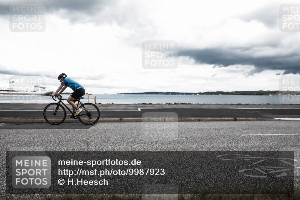 16.08.2026 - KN Förde Triathlon 2026 H.Heesch http://msf.ph/oto/9987923 16.08.2026 13:41:36 Radfahren  meine-sportfotos.de