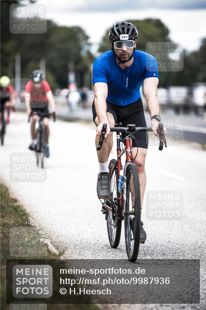 16.08.2026 - KN Förde Triathlon 2026 H.Heesch http://msf.ph/oto/9987936 16.08.2026 13:12:09 Radfahren 523, 542, 555, 578, 589, 726, 729, 746 meine-sportfotos.de
