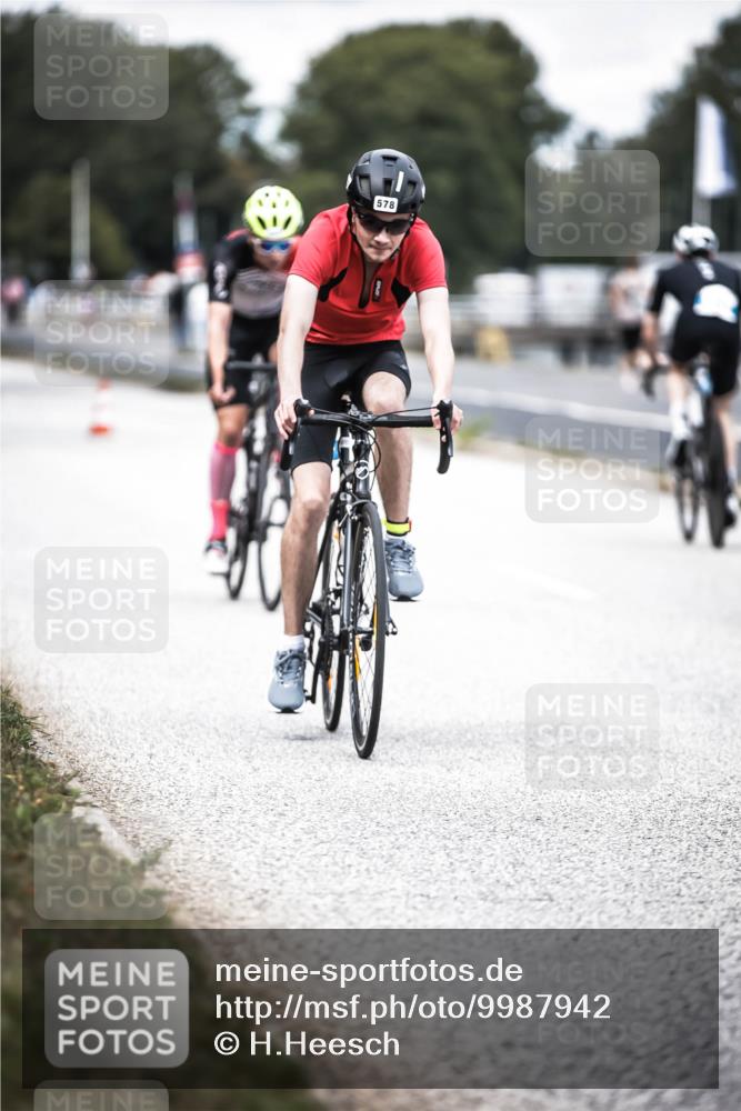 16.08.2026 - KN Förde Triathlon 2026 H.Heesch http://msf.ph/oto/9987942 16.08.2026 13:12:10 Radfahren 523, 542, 555, 578, 589, 729, 746 meine-sportfotos.de