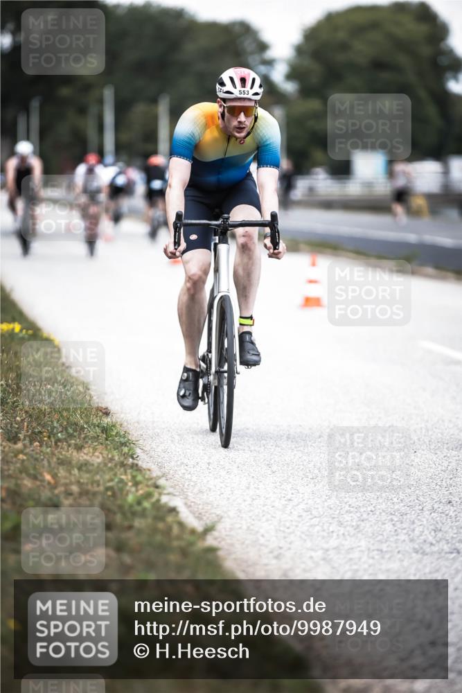 16.08.2026 - KN Förde Triathlon 2026 H.Heesch http://msf.ph/oto/9987949 16.08.2026 13:12:17 Radfahren 523, 542, 553, 568, 701 meine-sportfotos.de
