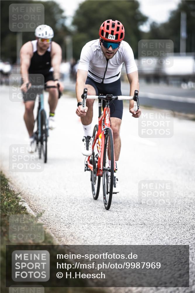 16.08.2026 - KN Förde Triathlon 2026 H.Heesch http://msf.ph/oto/9987969 16.08.2026 13:12:21 Radfahren 596, 701 meine-sportfotos.de