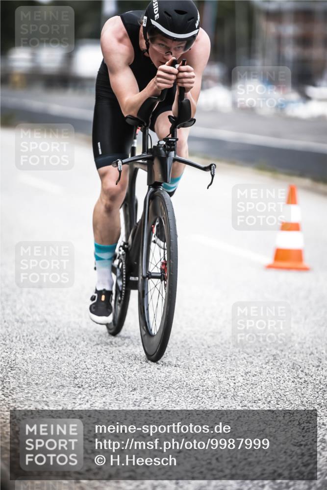 16.08.2026 - KN Förde Triathlon 2026 H.Heesch http://msf.ph/oto/9987999 16.08.2026 13:12:30 Radfahren 502, 531, 550, 719 meine-sportfotos.de