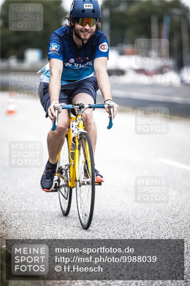 16.08.2026 - KN Förde Triathlon 2026 H.Heesch http://msf.ph/oto/9988039 16.08.2026 13:12:53 Radfahren 514, 595, 708 meine-sportfotos.de
