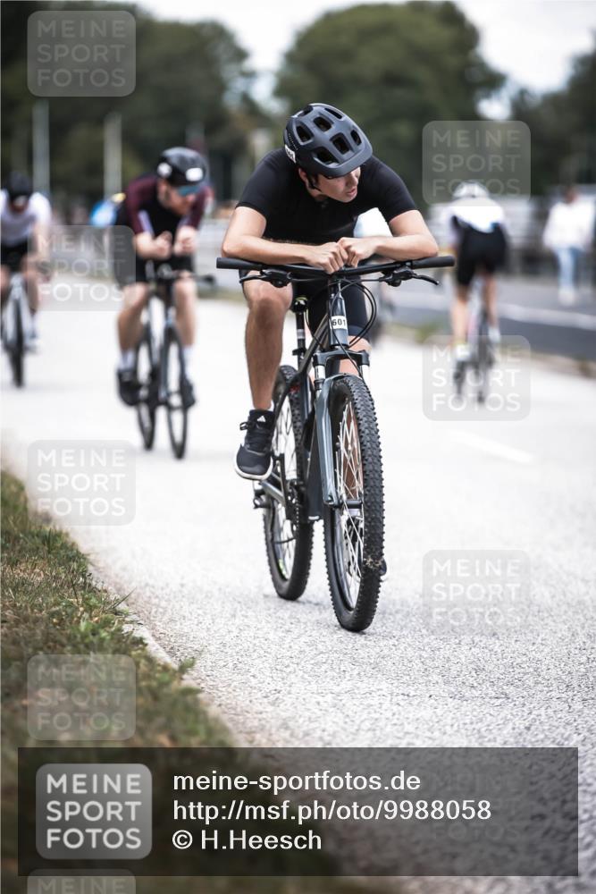 16.08.2026 - KN Förde Triathlon 2026 H.Heesch http://msf.ph/oto/9988058 16.08.2026 13:12:58 Radfahren 549, 556, 588, 601, 606, 733, 734 meine-sportfotos.de