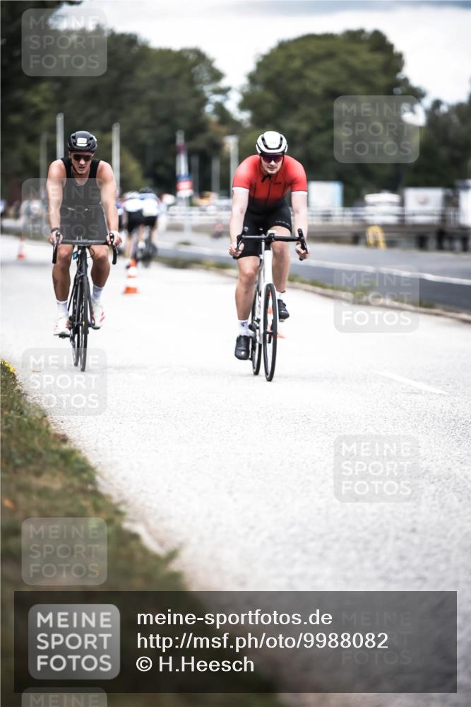 16.08.2026 - KN Förde Triathlon 2026 H.Heesch http://msf.ph/oto/9988082 16.08.2026 13:13:02 Radfahren 549, 556, 588, 601, 606, 733, 734 meine-sportfotos.de