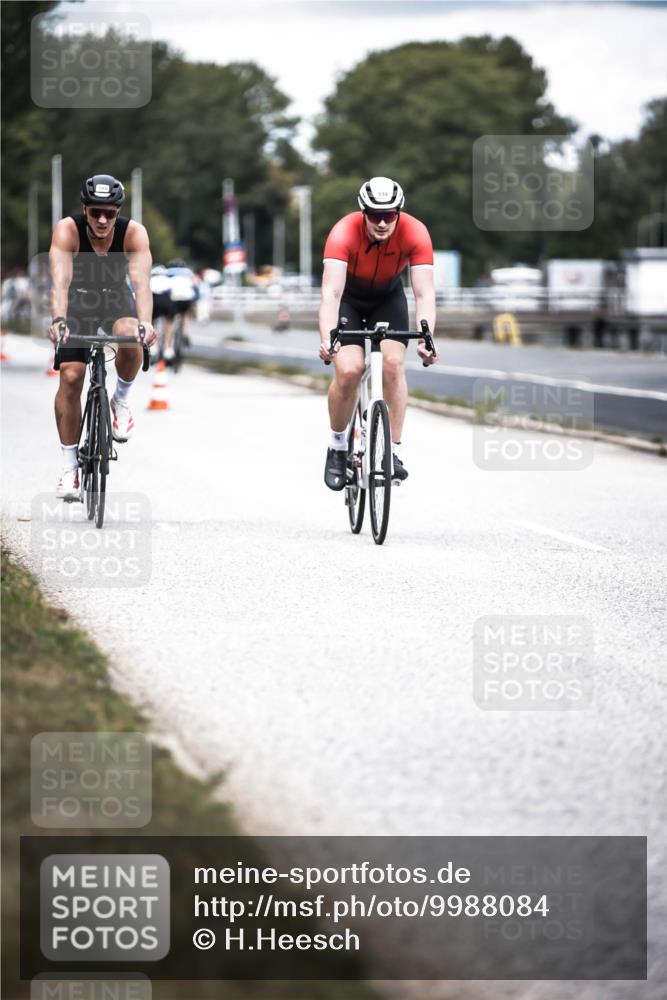 16.08.2026 - KN Förde Triathlon 2026 H.Heesch http://msf.ph/oto/9988084 16.08.2026 13:13:02 Radfahren 549, 556, 588, 601, 606, 733, 734 meine-sportfotos.de