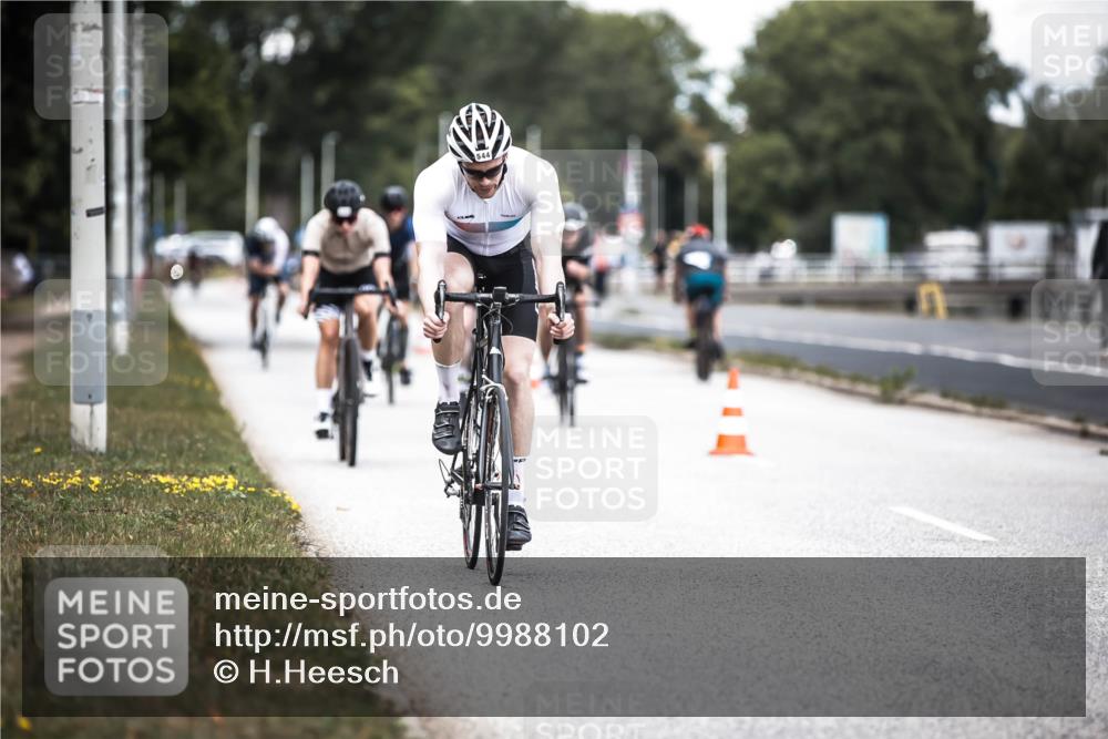 16.08.2026 - KN Förde Triathlon 2026 H.Heesch http://msf.ph/oto/9988102 16.08.2026 13:13:10 Radfahren 532, 534, 544, 706, 730, 742, 747 meine-sportfotos.de