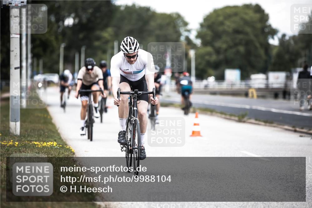 16.08.2026 - KN Förde Triathlon 2026 H.Heesch http://msf.ph/oto/9988104 16.08.2026 13:13:11 Radfahren 532, 534, 544, 706, 730, 742, 747 meine-sportfotos.de