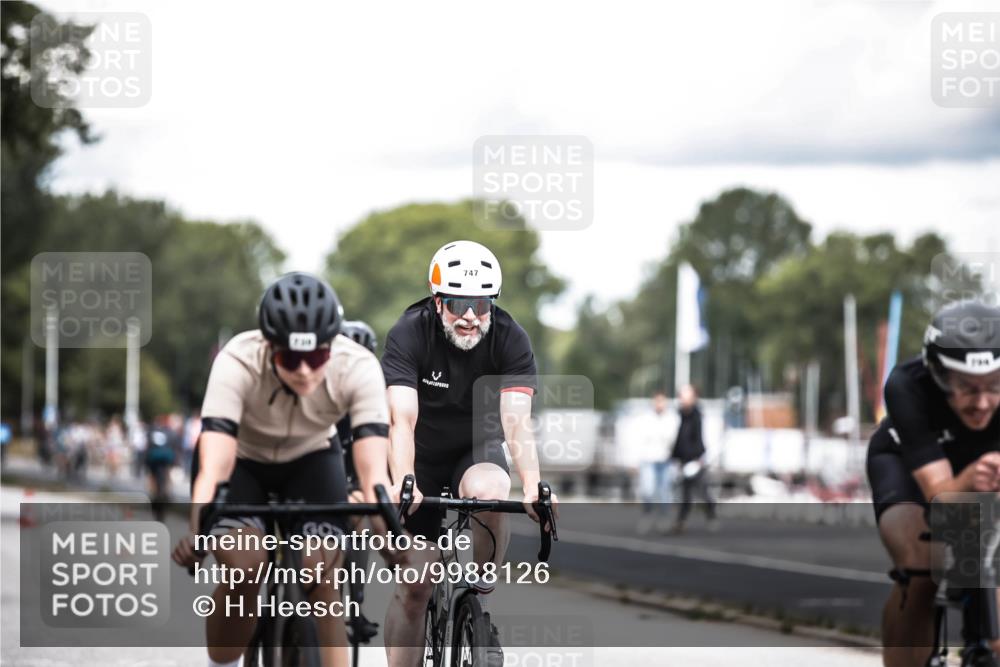 16.08.2026 - KN Förde Triathlon 2026 H.Heesch http://msf.ph/oto/9988126 16.08.2026 13:13:13 Radfahren 532, 534, 539, 544, 706, 721, 730, 742, 747 meine-sportfotos.de