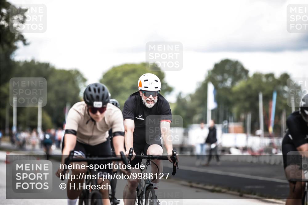 16.08.2026 - KN Förde Triathlon 2026 H.Heesch http://msf.ph/oto/9988127 16.08.2026 13:13:13 Radfahren 532, 534, 539, 544, 706, 721, 730, 742, 747 meine-sportfotos.de