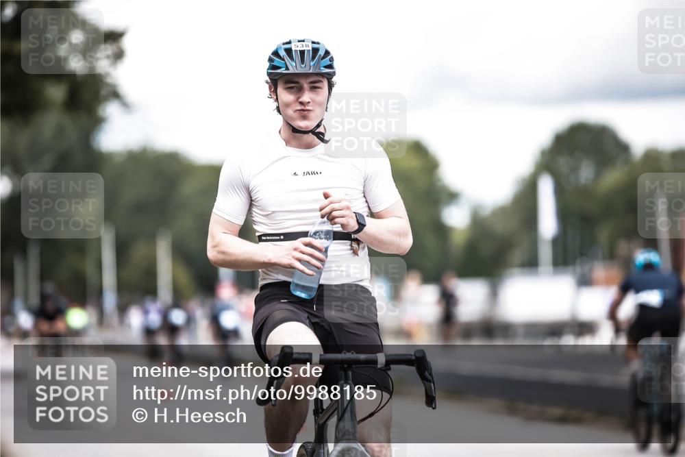 16.08.2026 - KN Förde Triathlon 2026 H.Heesch http://msf.ph/oto/9988185 16.08.2026 13:13:34 Radfahren 517, 538, 717, 736 meine-sportfotos.de