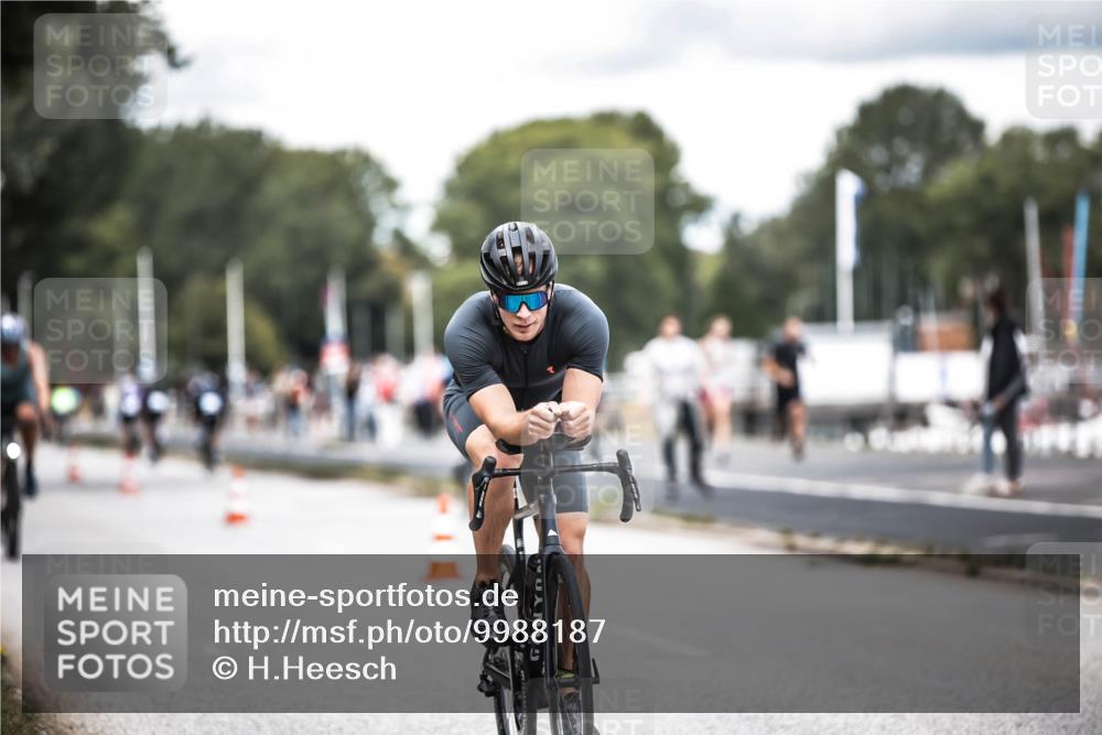 16.08.2026 - KN Förde Triathlon 2026 H.Heesch http://msf.ph/oto/9988187 16.08.2026 13:13:37 Radfahren 506, 517, 538 meine-sportfotos.de
