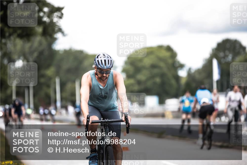 16.08.2026 - KN Förde Triathlon 2026 H.Heesch http://msf.ph/oto/9988204 16.08.2026 13:13:40 Radfahren 506, 577 meine-sportfotos.de