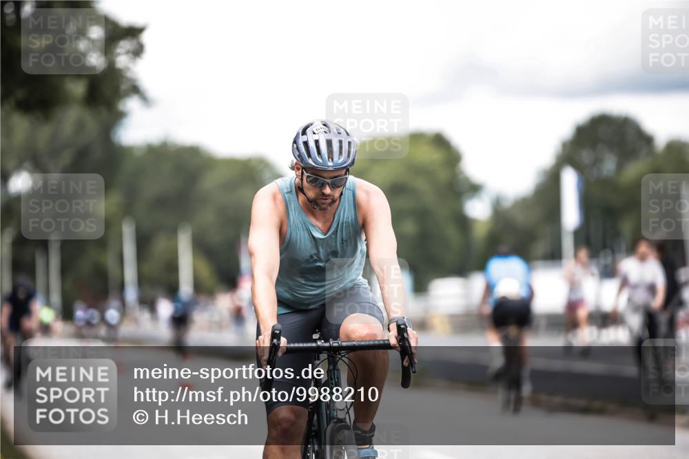 16.08.2026 - KN Förde Triathlon 2026 H.Heesch http://msf.ph/oto/9988210 16.08.2026 13:13:41 Radfahren 506, 577 meine-sportfotos.de