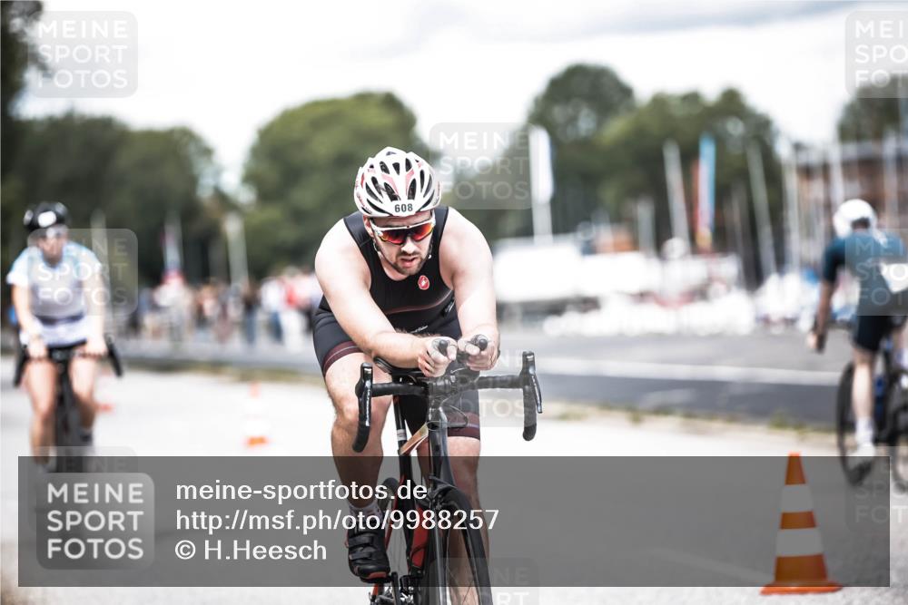 16.08.2026 - KN Förde Triathlon 2026 H.Heesch http://msf.ph/oto/9988257 16.08.2026 13:13:53 Radfahren 511, 535, 567, 585, 608, 731 meine-sportfotos.de