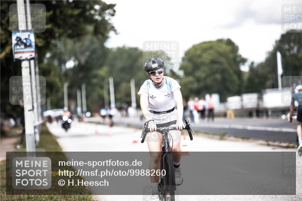 16.08.2026 - KN Förde Triathlon 2026 H.Heesch http://msf.ph/oto/9988260 16.08.2026 13:13:54 Radfahren 511, 535, 567, 585, 608, 731 meine-sportfotos.de