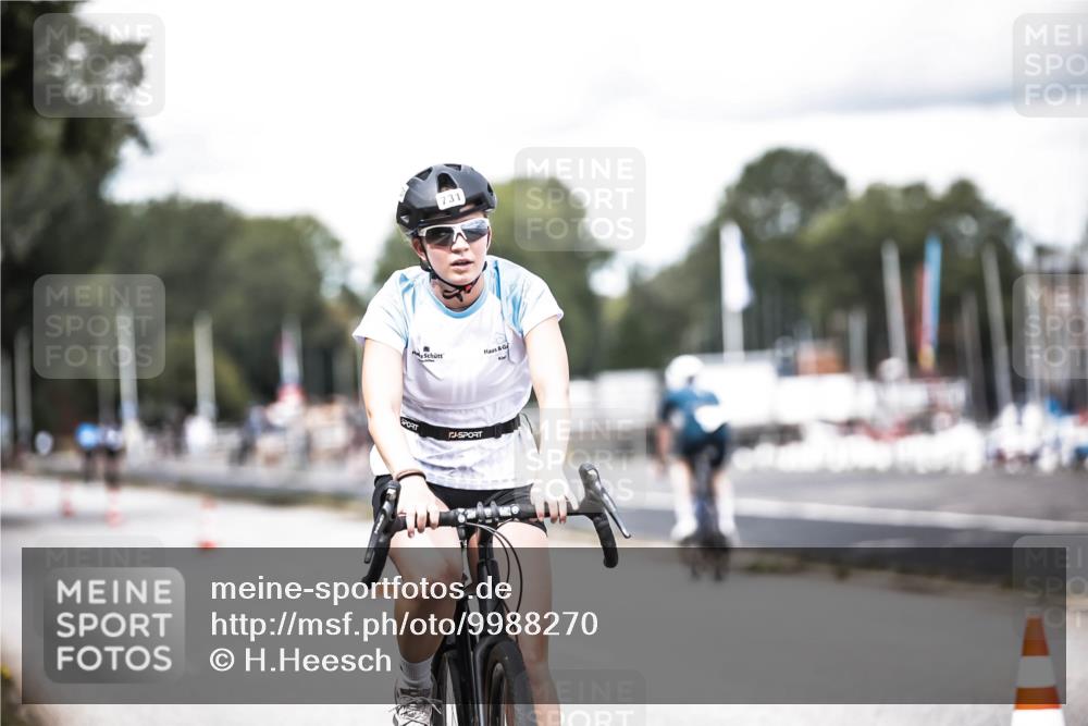 16.08.2026 - KN Förde Triathlon 2026 H.Heesch http://msf.ph/oto/9988270 16.08.2026 13:13:54 Radfahren 511, 535, 567, 585, 608, 731 meine-sportfotos.de