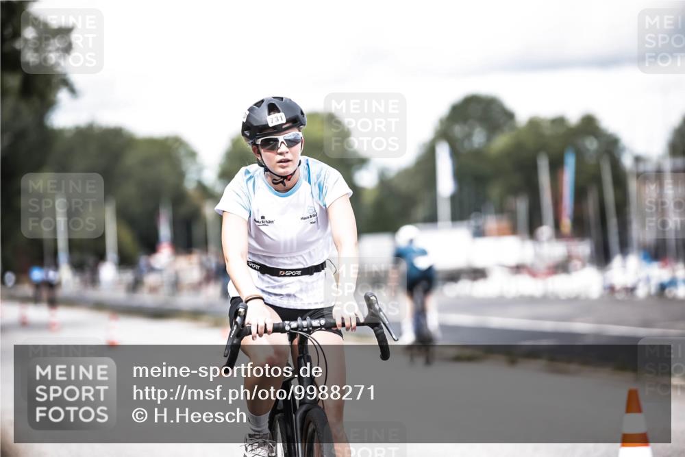 16.08.2026 - KN Förde Triathlon 2026 H.Heesch http://msf.ph/oto/9988271 16.08.2026 13:13:54 Radfahren 511, 535, 567, 585, 608, 731 meine-sportfotos.de