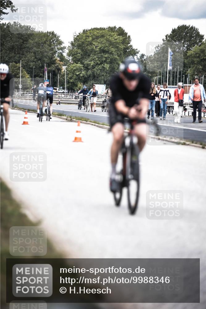 16.08.2026 - KN Förde Triathlon 2026 H.Heesch http://msf.ph/oto/9988346 16.08.2026 13:14:23 Radfahren 540, 546, 555, 561, 568, 610, 705, 740 meine-sportfotos.de