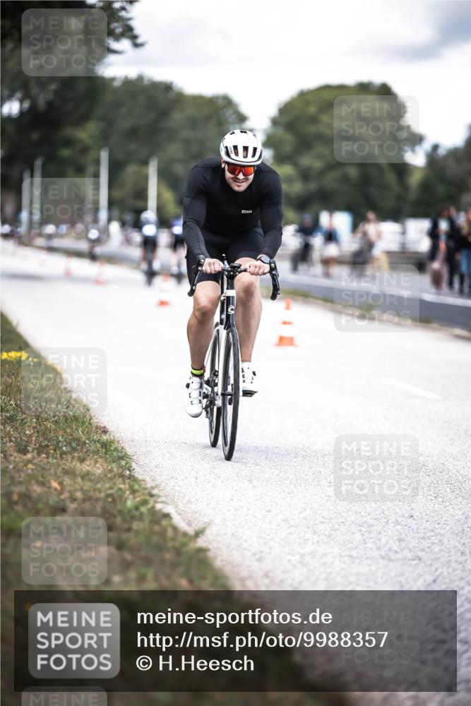 16.08.2026 - KN Förde Triathlon 2026 H.Heesch http://msf.ph/oto/9988357 16.08.2026 13:14:24 Radfahren 546, 555, 561, 568, 610, 705, 740 meine-sportfotos.de