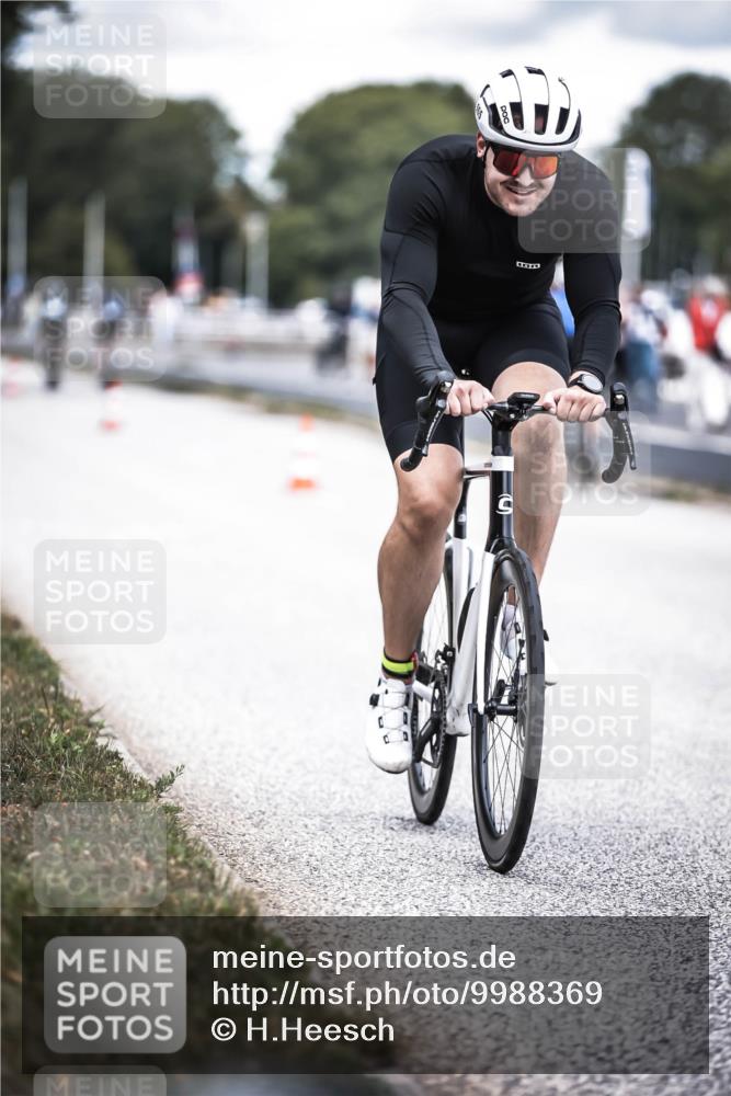 16.08.2026 - KN Förde Triathlon 2026 H.Heesch http://msf.ph/oto/9988369 16.08.2026 13:14:25 Radfahren 546, 555, 561, 568, 610, 705, 740 meine-sportfotos.de