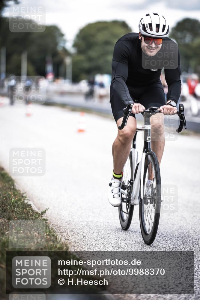 16.08.2026 - KN Förde Triathlon 2026 H.Heesch http://msf.ph/oto/9988370 16.08.2026 13:14:25 Radfahren 546, 555, 561, 568, 610, 705, 740 meine-sportfotos.de