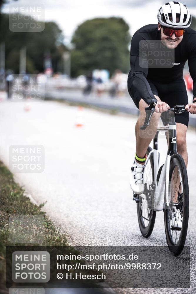 16.08.2026 - KN Förde Triathlon 2026 H.Heesch http://msf.ph/oto/9988372 16.08.2026 13:14:25 Radfahren 546, 555, 561, 568, 610, 705, 740 meine-sportfotos.de