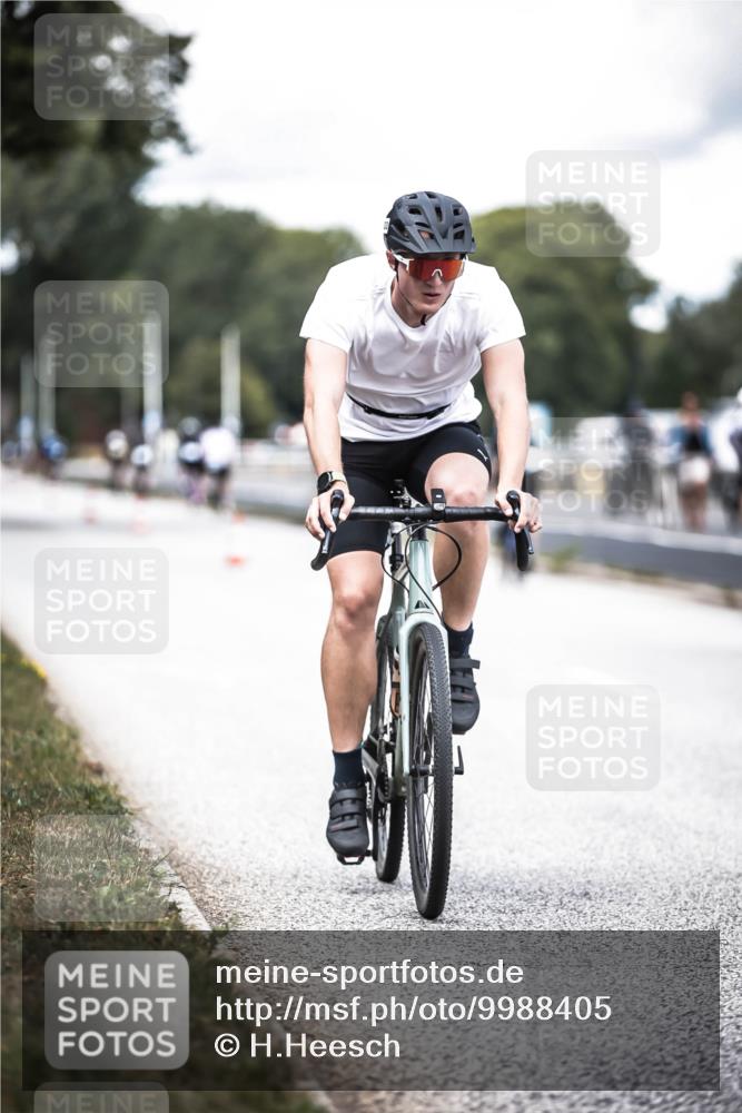 16.08.2026 - KN Förde Triathlon 2026 H.Heesch http://msf.ph/oto/9988405 16.08.2026 13:14:40 Radfahren 528, 533, 724, 726, 739 meine-sportfotos.de