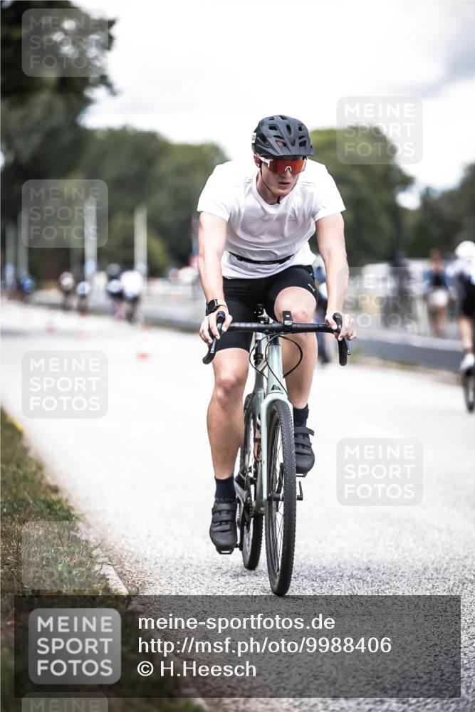 16.08.2026 - KN Förde Triathlon 2026 H.Heesch http://msf.ph/oto/9988406 16.08.2026 13:14:40 Radfahren 528, 533, 724, 726, 739 meine-sportfotos.de