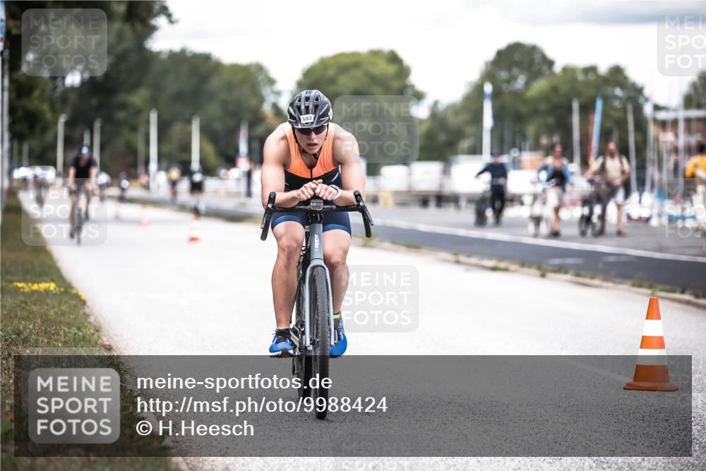 16.08.2026 - KN Förde Triathlon 2026 H.Heesch http://msf.ph/oto/9988424 16.08.2026 13:14:51 Radfahren 513, 550 meine-sportfotos.de