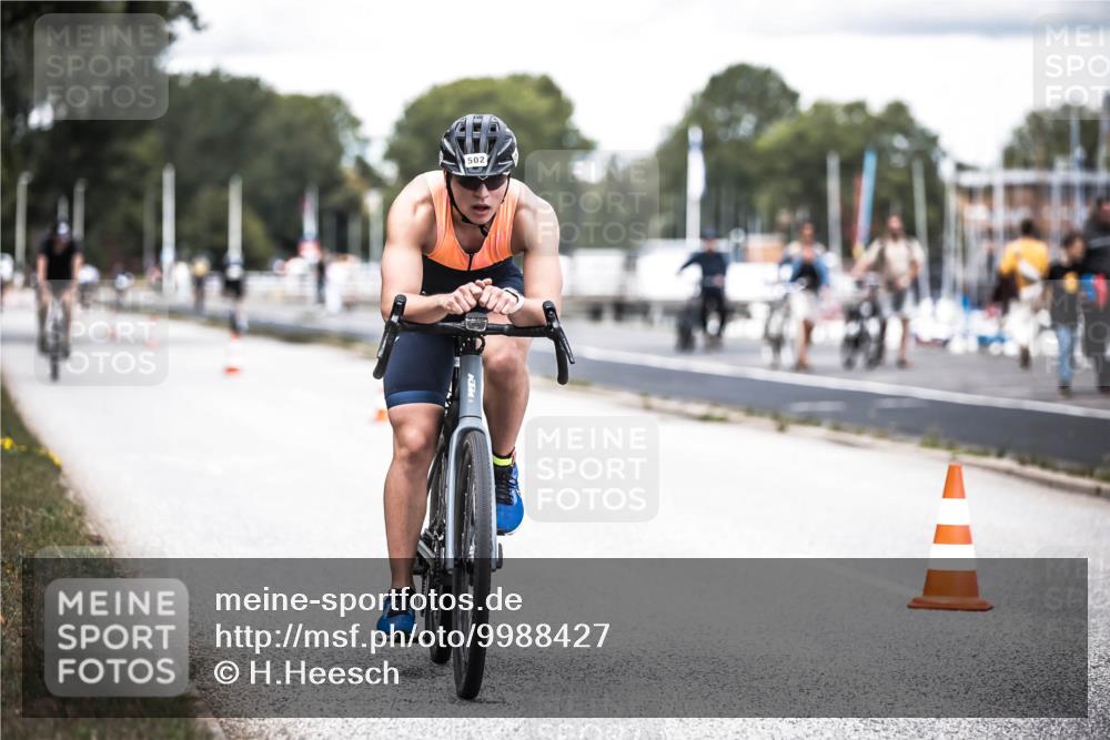 16.08.2026 - KN Förde Triathlon 2026 H.Heesch http://msf.ph/oto/9988427 16.08.2026 13:14:51 Radfahren 513, 550 meine-sportfotos.de