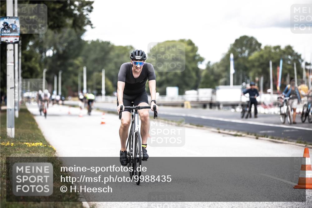 16.08.2026 - KN Förde Triathlon 2026 H.Heesch http://msf.ph/oto/9988435 16.08.2026 13:14:54 Radfahren 513, 550 meine-sportfotos.de
