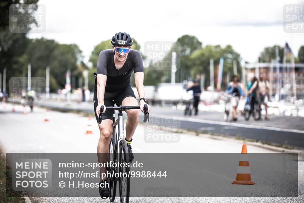 16.08.2026 - KN Förde Triathlon 2026 H.Heesch http://msf.ph/oto/9988444 16.08.2026 13:14:55 Radfahren 550 meine-sportfotos.de