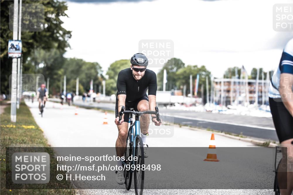 16.08.2026 - KN Förde Triathlon 2026 H.Heesch http://msf.ph/oto/9988498 16.08.2026 13:15:21 Radfahren 531, 575, 708, 711 meine-sportfotos.de